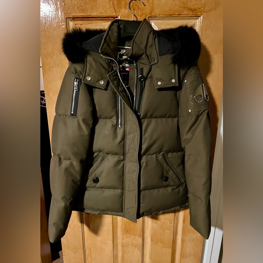Black fur Moose Knuckles women’s parka